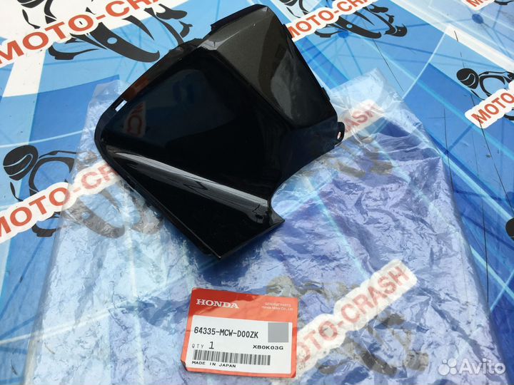 Угловая накладка левая Honda 64335-MCW-D00ZK