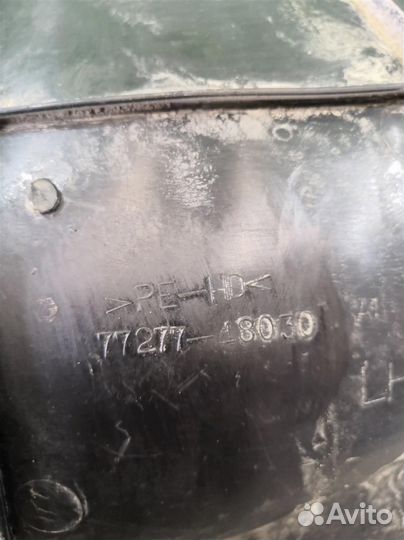 Локер задний левый Тойота Хайлендер