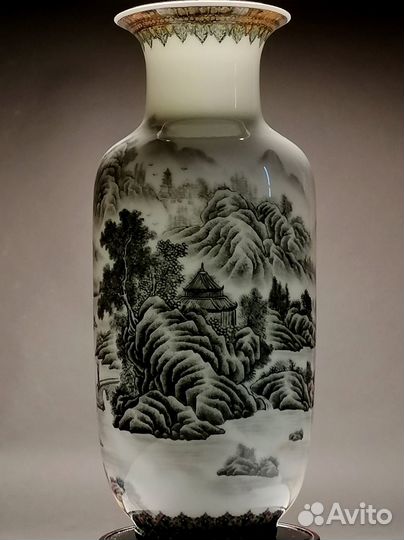 Китайская ваза 