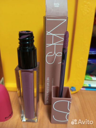 Губная помада