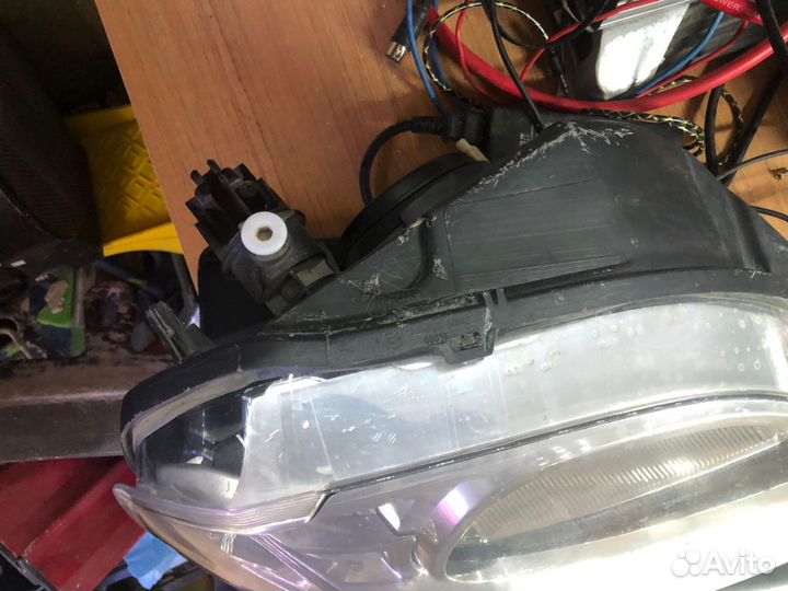 Фара правая на LADA Largus оригинал