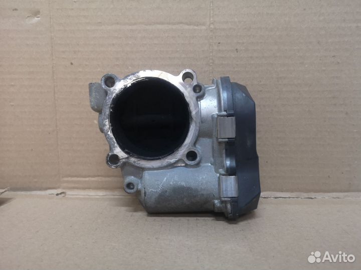 Заслонка дроссельная Volkswagen Passat