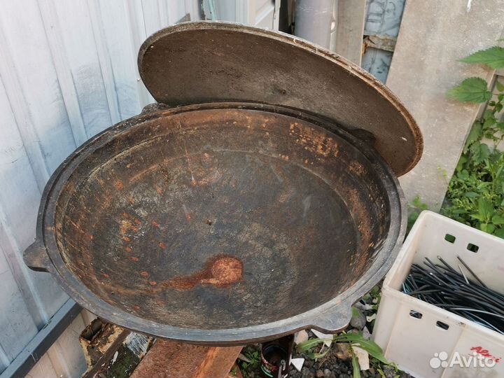 Казан чугунный 20 литров с крышкой