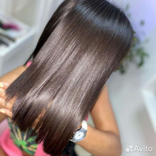 Кератиновое выпрямление волос