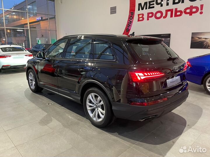 Audi Q7 2.0 AT, 2024