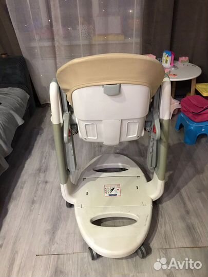 Стул для кормления