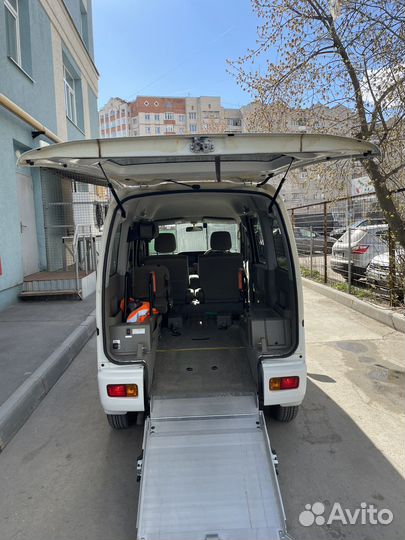 Перевозка на инвалидной коляске