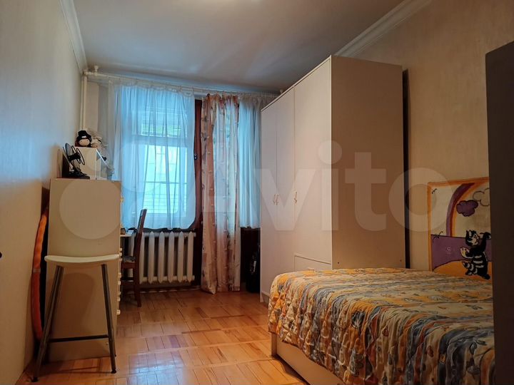 4-к. квартира, 83,3 м², 1/10 эт.