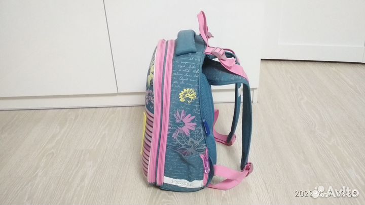 Рюкзак школьный для девочки