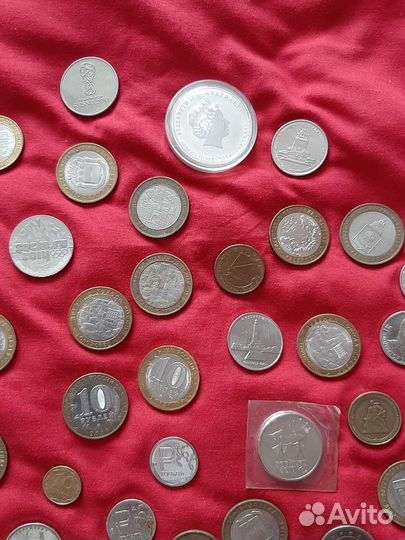 Продаются бумажные и железные деньги для коллекции