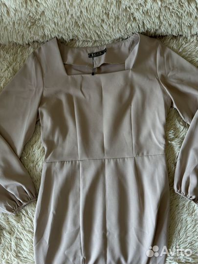 Платье женское