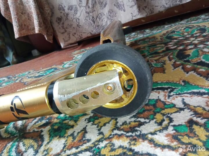 Трюковой самокат tech team Duke 303