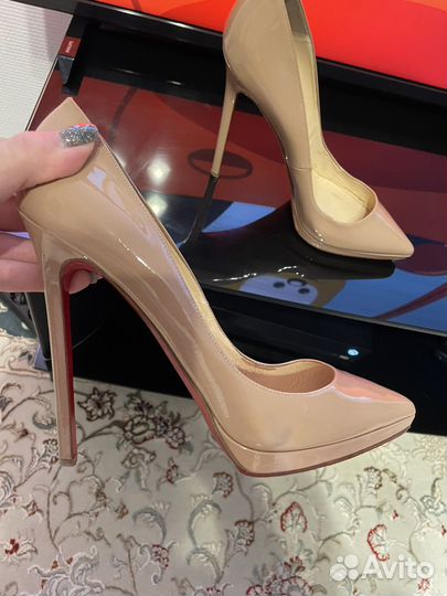 Louboutin туфли 41 размер оригинал