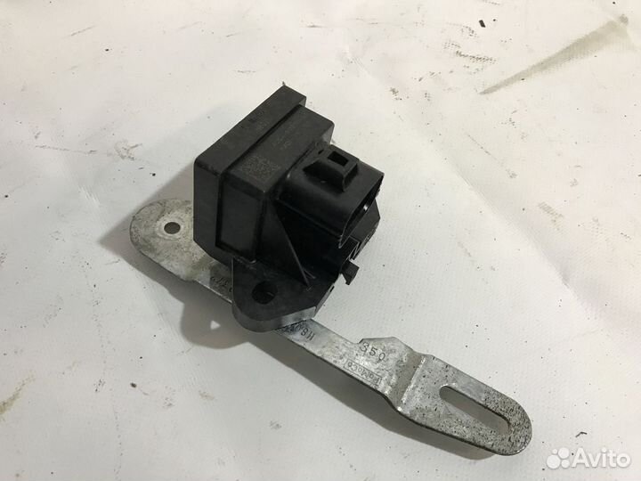 Блок бензонасоса Ford Mustang V 09-14 3,7