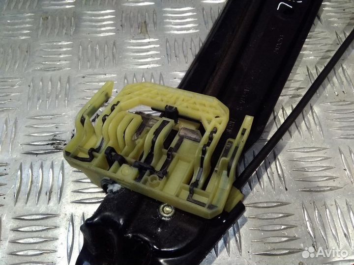 Стеклоподъемник передний левый BMW 7 F01/F02 2012