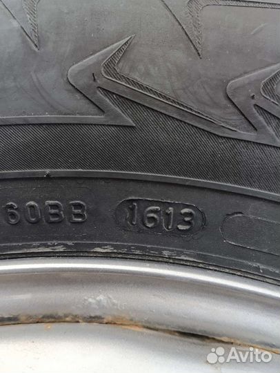 Nokian Tyres Hakkapeliitta 7 215/65 R16 102