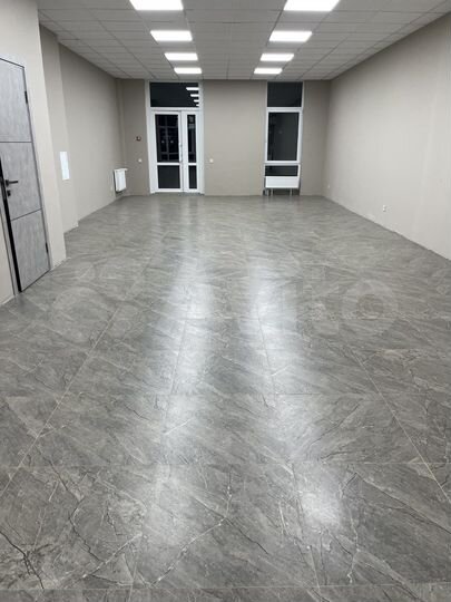 Торговая площадь, 80 м²