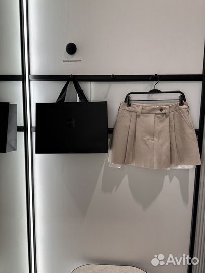 Юбка miu miu бежевая есть еще пиджак