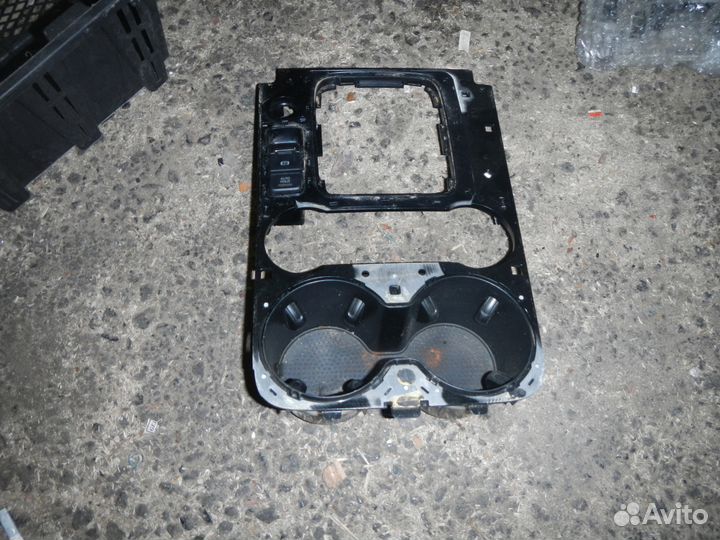 Накладка декоративная для Volkswagen Touareg