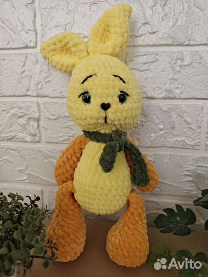 Заяц плюшевый. Ручная работа