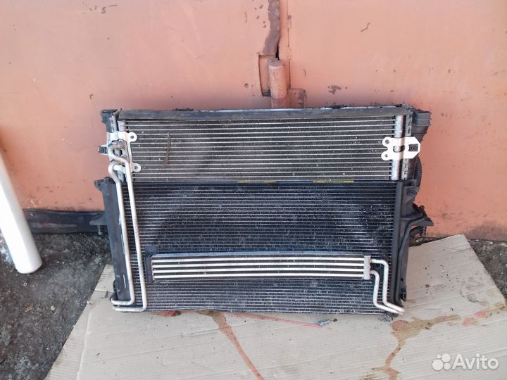 Касета радиаторов в сборе Ауди Q7 с авто 11 года