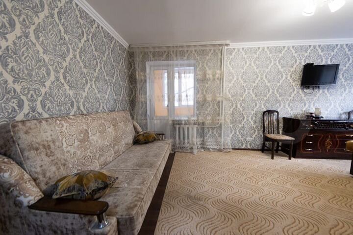 3-к. квартира, 86 м², 2/5 эт.