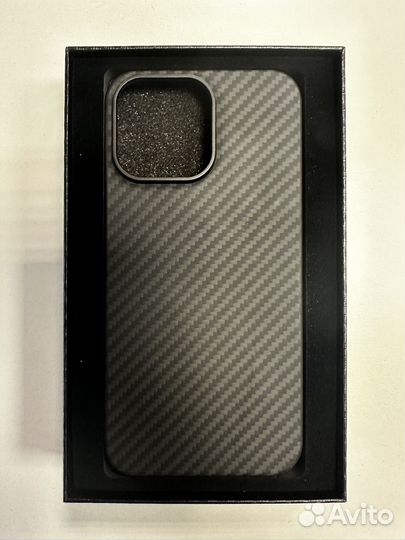 Карбоновый чехол iPhone 14 pro max