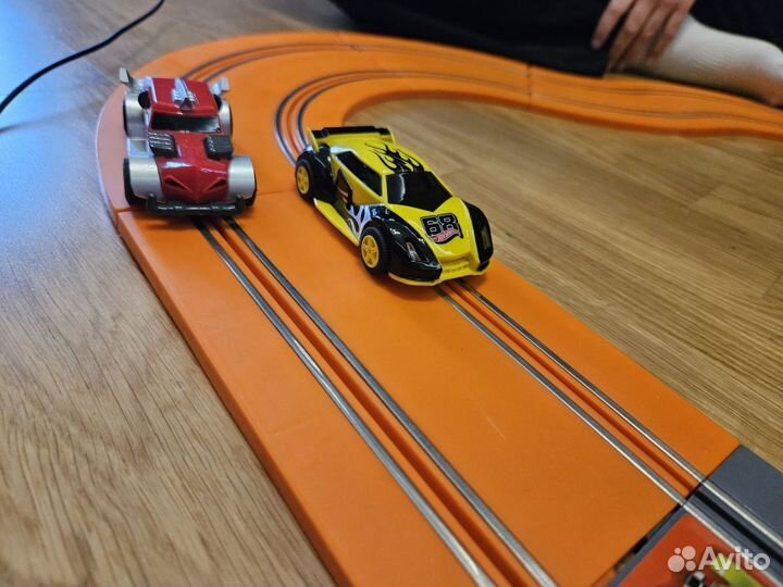 Гоночный трек hot wheels