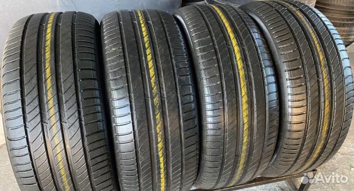 Michelin Pilot Sport 4 235/45 R18