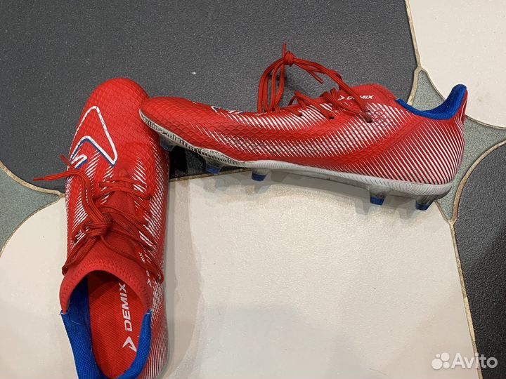 Футбольные бутсы