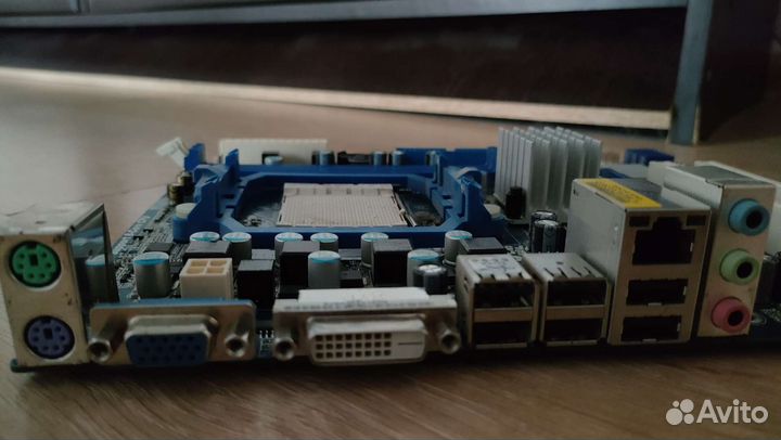 Комплект на Asrock 880GM-LE FX