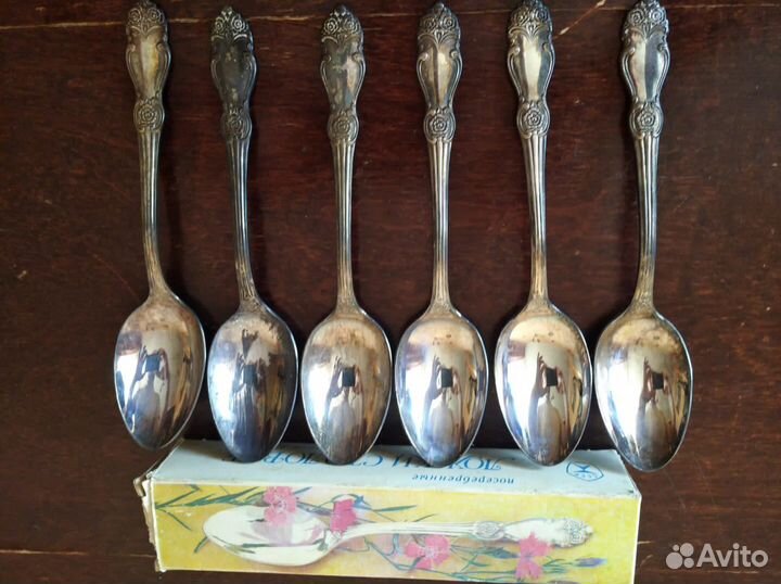 Посеребрённые ложки и вилки столовые Роза