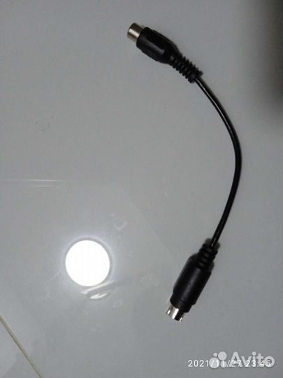 Кабель-переходник s-video на rca