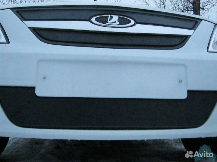 Зимняя защита в бампер Ларгус