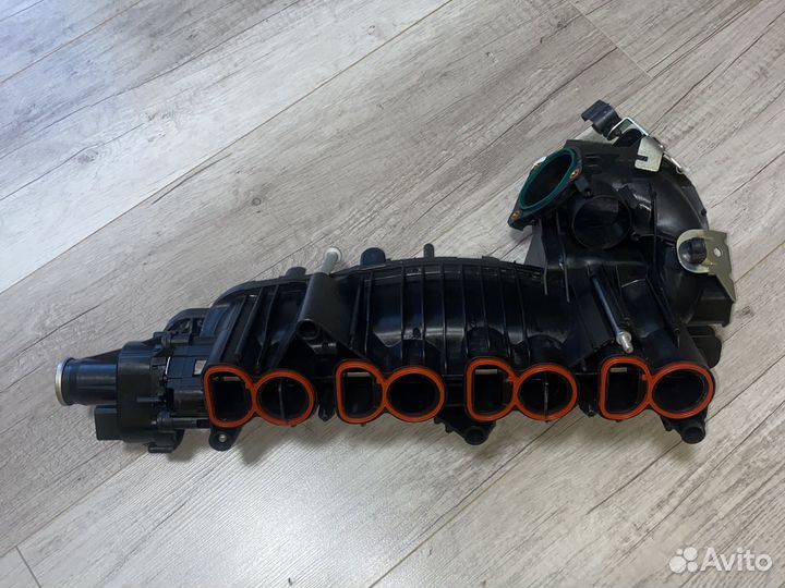 Впускной колектор BMW X3 2.0D