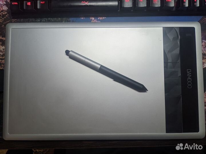 Графический планшет Wacom CTH-670