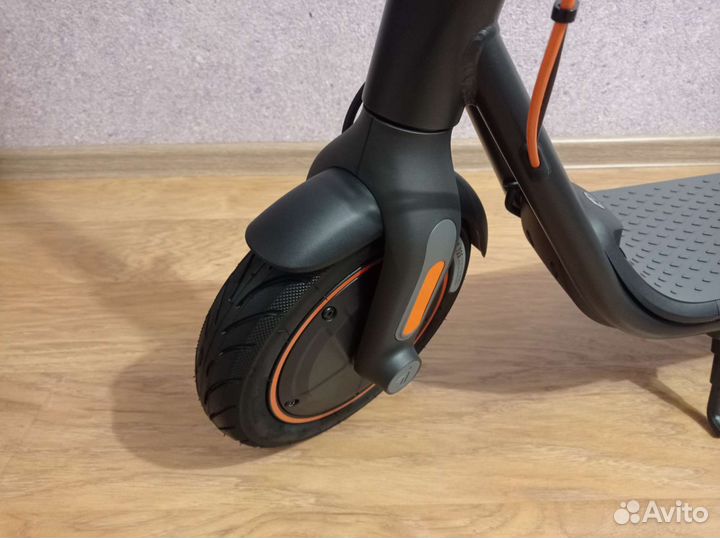 Электросамокат Ninebot Kickscooter F40