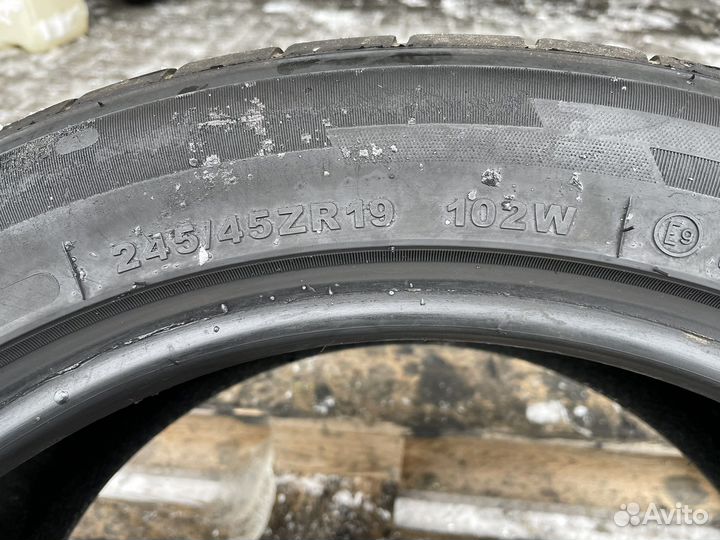 Gremax Capturar CF19 245/45 R19