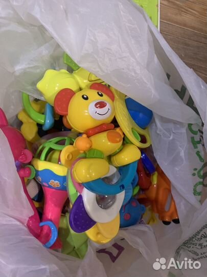 Слипы, боди и игрушки