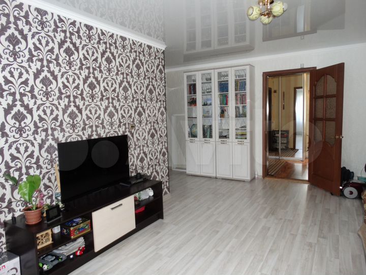 4-к. квартира, 87 м², 3/5 эт.