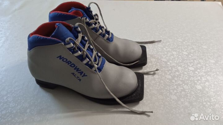 Лыжные ботинки Nordway