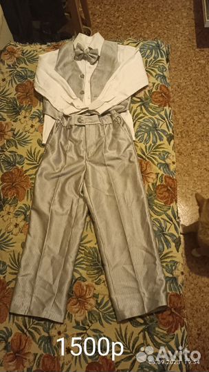 Брючный костюм на мальчика 104