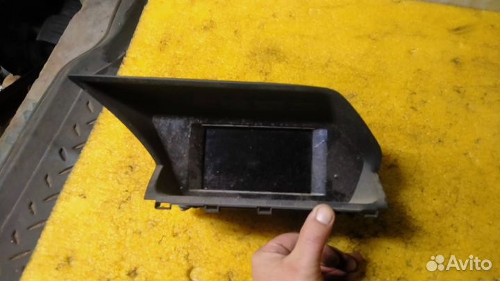 Монитор Mercedes Benz GLK X204