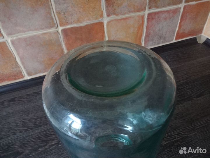 2 старинные бутылки