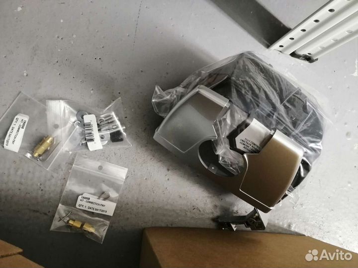 Привод дистанционного управления газом и реверсом