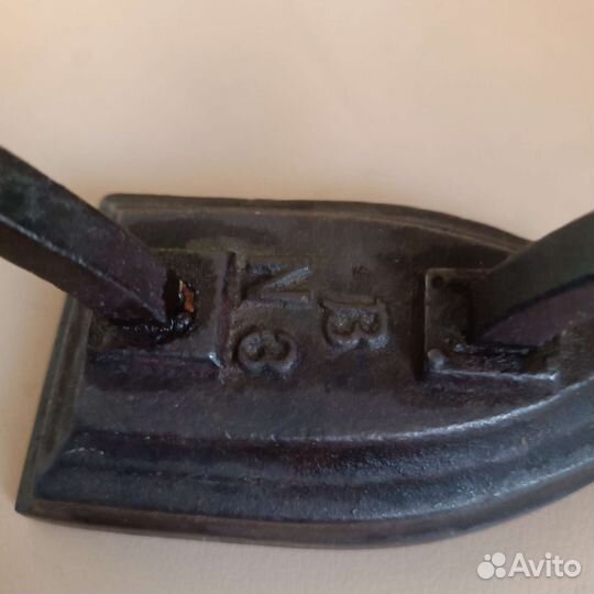 Утюг чугунный старинный