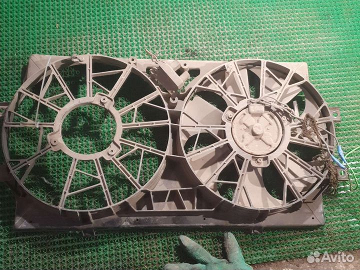 Вентилятор радиатора Крайслер Вояджер 3 поколение