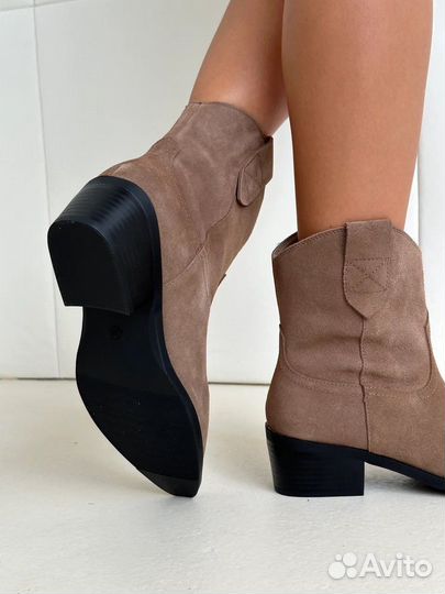 Казаки натуральная кожа