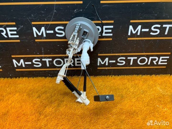 Датчик уровня топлива левый Bmw 7-Series E65