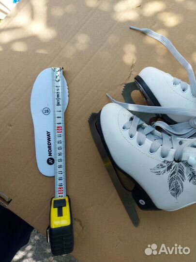 Коньки фигурные